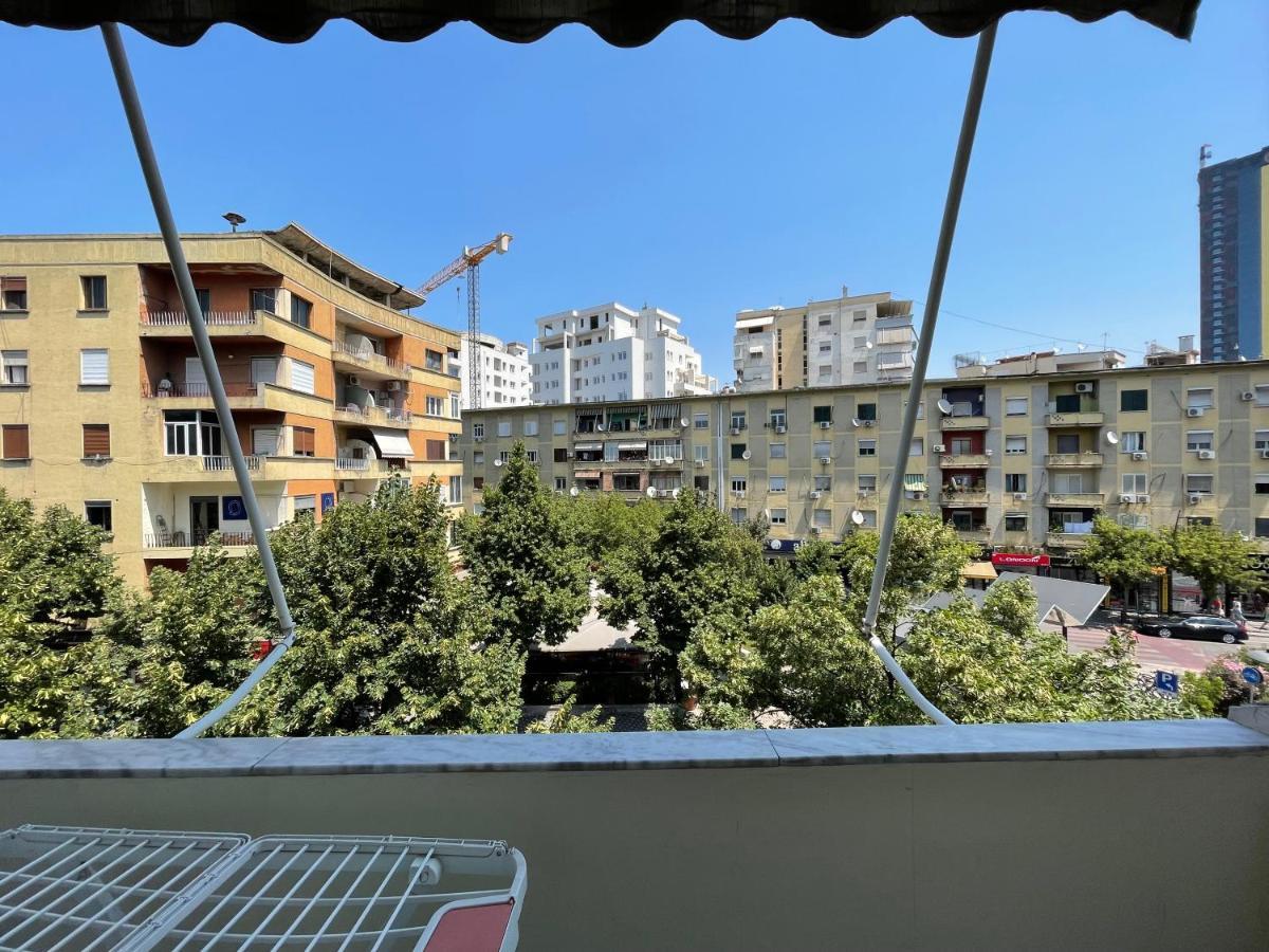 Tirana Flora Center Apartment Екстериор снимка
