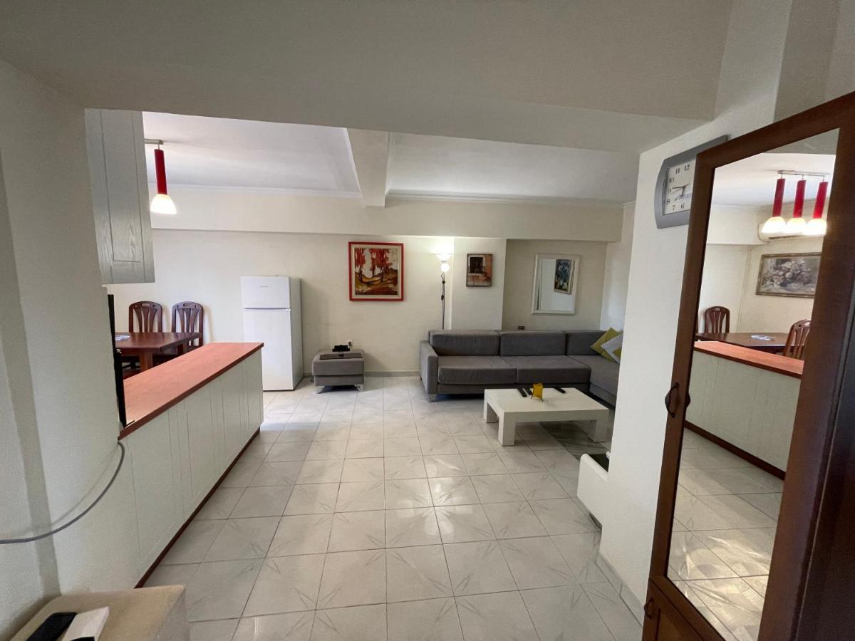 Tirana Flora Center Apartment Екстериор снимка