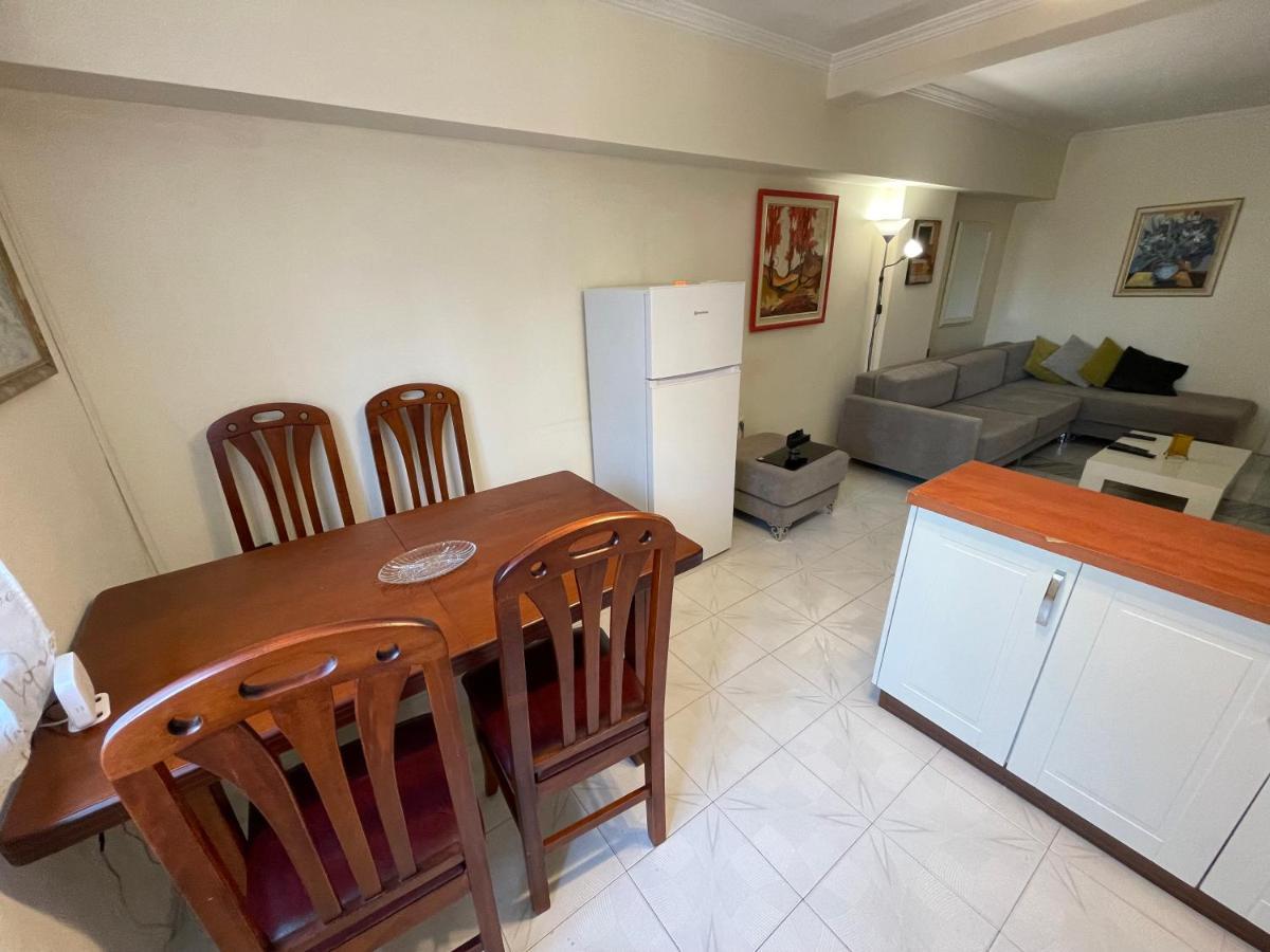 Tirana Flora Center Apartment Екстериор снимка