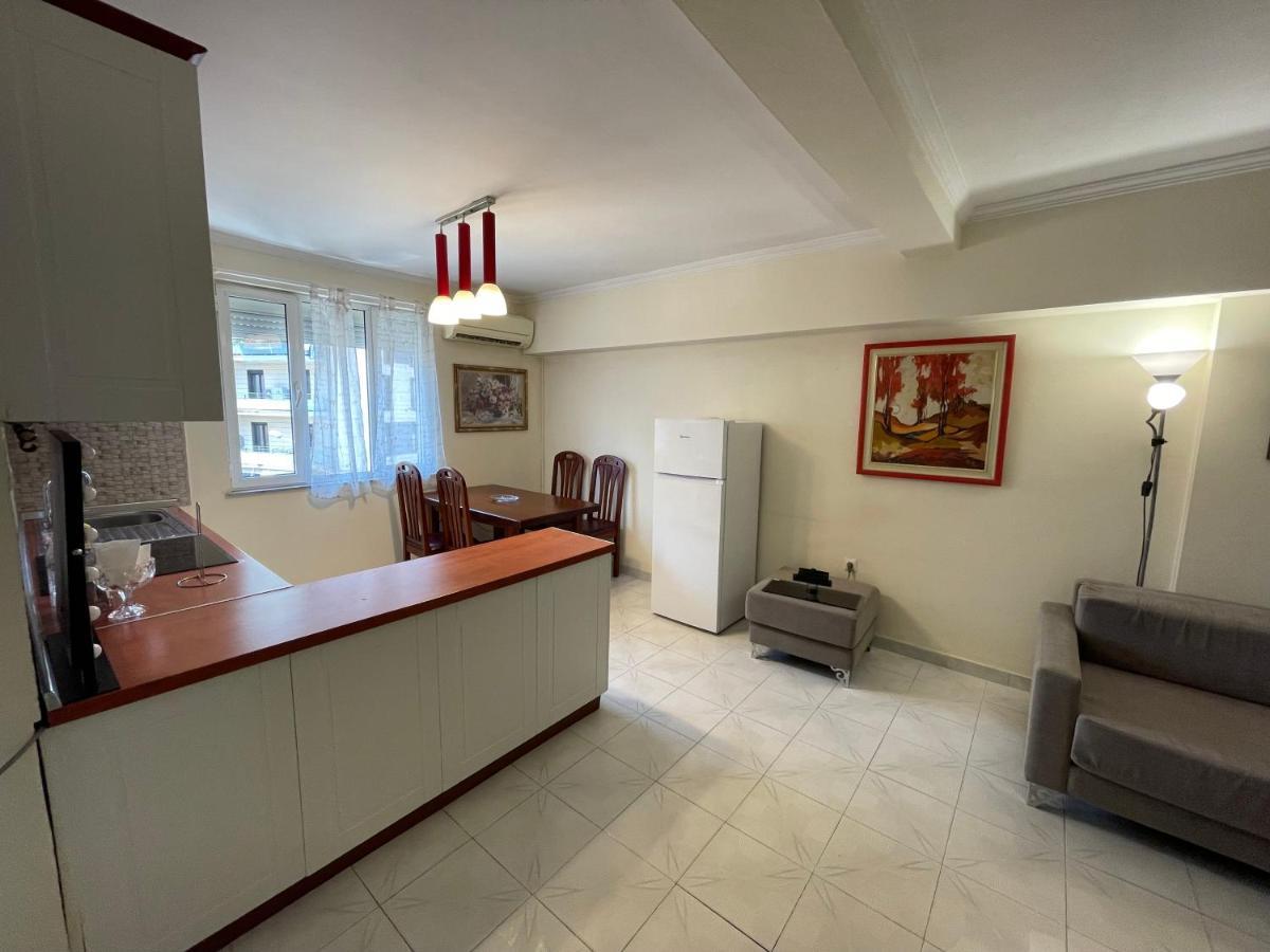 Tirana Flora Center Apartment Екстериор снимка