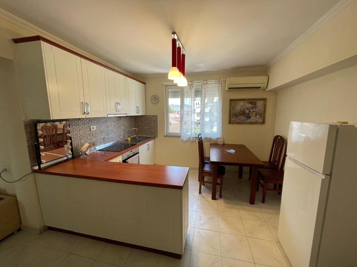 Tirana Flora Center Apartment Екстериор снимка
