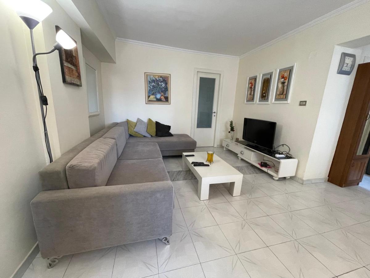Tirana Flora Center Apartment Екстериор снимка